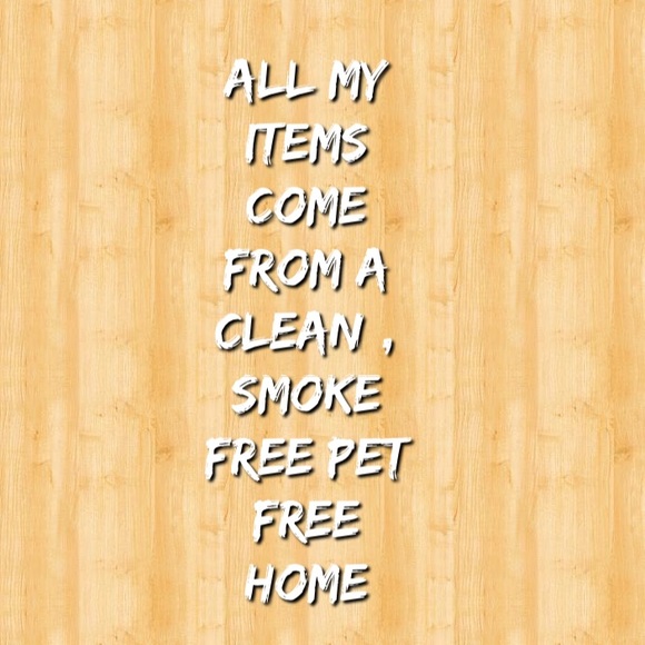 All my items come from a clean smoke free pet free - Picture 1 of 1